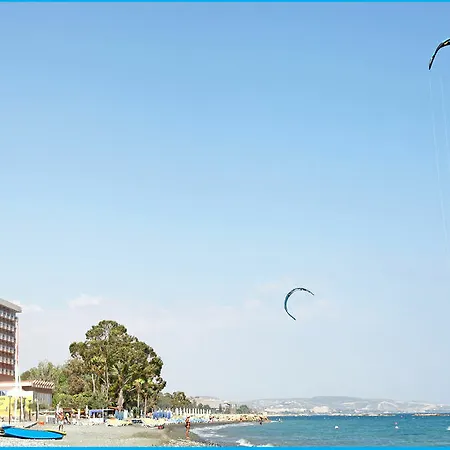 Poseidonia 4* Limisso