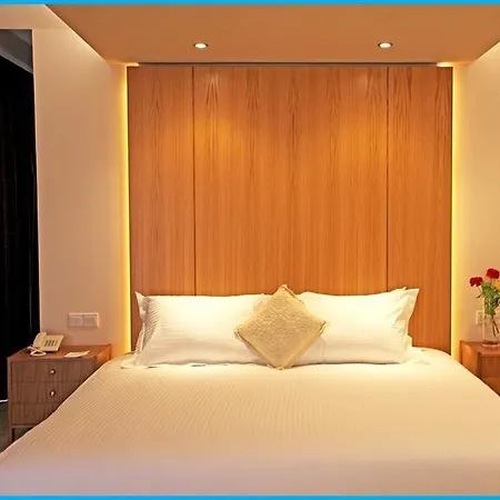 Hotel Poseidonia 4*