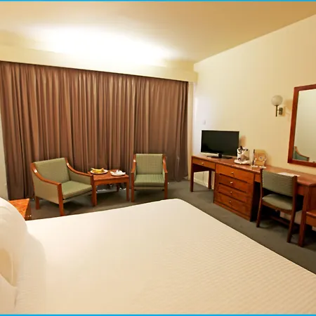 فندق بوزيدونيا بيتش 4*