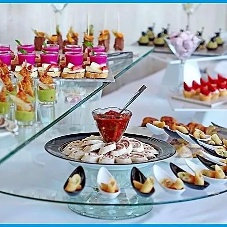 بوزيدونيا بيتش فندق 4*