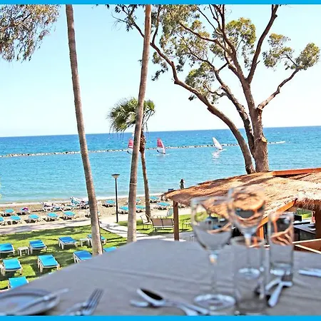 Poseidonia 4* Limisso