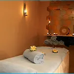 Hotel Poseidonia 4*