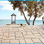 Hotel Poseidonia 4*
